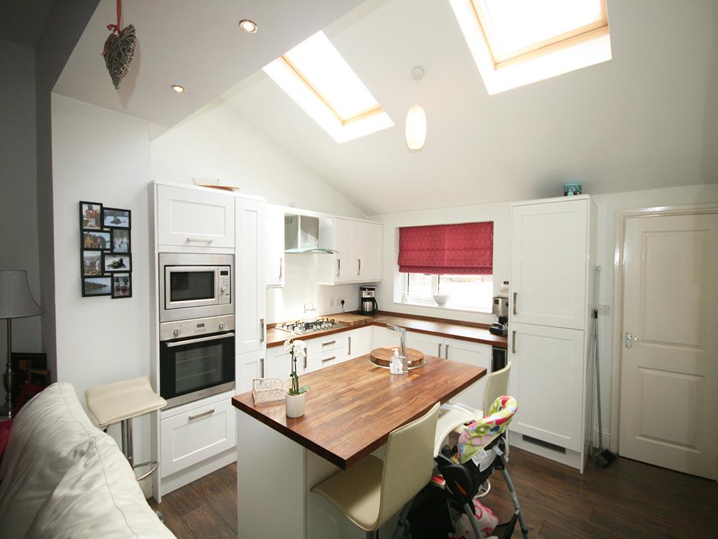 2 bedroom terraced house SSTC in Barnoldswick - IMG_5072.JPG